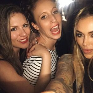 Arabella Drummond Instagram - They my best friends 💕 @dramaparklane ❤️
