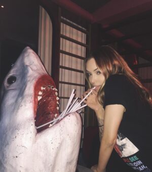 Arabella Drummond Instagram - Shark Tale 🍸🌊 @steamandrye