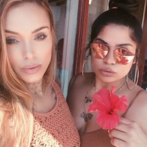 Arabella Drummond Instagram - Shooting today with @mishameghna #bymishameghna ☀️💗