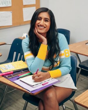 Arasha Lalani Instagram - ⭐️ HOST HIGHLIGHT ⭐️ 
Arasha (she/her) is your 2nd co-host of the Spitball podcast!). Arasha is an Indian actress and comedian -  You may know her from YouTube’s Smosh or as THE Emerson Alumni (go lions!). 
📸: @catherineheath.mov