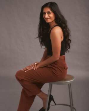 Arasha Lalani Instagram - Me on my squatty potty 

@b.iketani