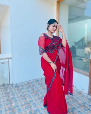 Arathy Sojan Instagram - ❤️‍🔥
@femiradesigns 
@lijirajamony