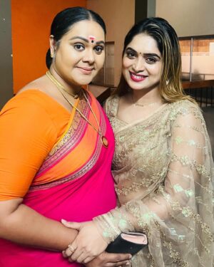 Arathy Sojan Instagram - സപ്തതിടെ അമ്മ 🫰
@rekharatheesh3