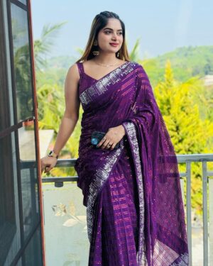 Arathy Sojan Instagram - 🌟
@femiradesigns
Hairstyle @____mishh__queen 
Dop @fazil_rihan_official