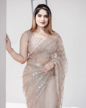 Arathy Sojan Instagram - 🌟

For : @adarsh.adh_i 
Mua : @tssaneesh 
Costume: @femiradesigns 
Photography: @vishnuajay.in 
#saree #trending #insta #newpost #instadaily