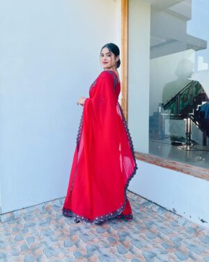 Arathy Sojan Instagram - ❤️‍🔥
@femiradesigns 
@lijirajamony