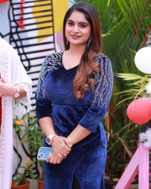 Arathy Sojan Instagram - 💙

@suryatv @amalog.in