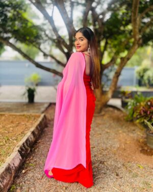 Arathy Sojan Instagram - A killer Combo ❤️💕 
 
@femiradesigns
@lijirajamony 
Dop @nivysmenon
 #saree #sareefashion #selflove