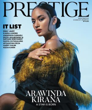 Arawinda Kirana Instagram - baby’s first magazine cover! Thank you for having me @prestigeindonesia 💙

Photography Andre Wiredja @andrewiredja
Styling Safina Harys @safinaharys
Styling assistant Nabila Kusumaningsih @nabila.kg
Makeup Ryan Ogilvy @ryanogilvy
Hair Firda Jean @firdajeanhair