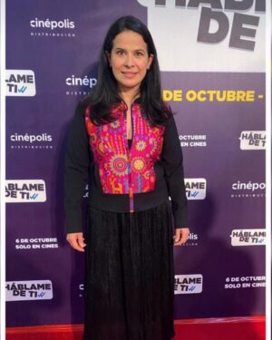 Arcelia Ramírez Instagram - Que placer ser parte de este magnífico equipo y juntos haber creado esta historia que pone sobre la mesa generosamente temas urgentes e importantes. 

En pantalla a partir del 6 de octubre en 500 salas alrededor del país! @cinepolisdistribucion 

@pinedacovalin gracias por estar conmigo! 

@juliobracho 
@martinsaracho 
@german.bracco 
@dimecow 
@isivivess_ 
@redwardco 
@jesusmaganavazquez