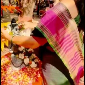 Archana Ananth Instagram - 🕉️OM NAMAH SHIVAYA🕉️
.
.
.
.
.
VC:- @saikiran5331 @mani.bujji.353803 
#starmaa #starsuvarna #hyderabad #bangalore #oneplus #karthikadeepam #c/o anasuya #muddulakshmi #goodvibes #goodmorning #mondaymotivation #monday #jubileehills #shoot #makeup #lights #camera #actorslife #action