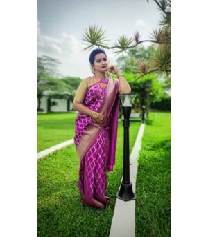Archana Ananth Instagram - ❣️Sometimes the ones that ain't your type are the ones that change your life & most importantly "TREAT YOU RIGHT"❣️
Pc:@y_o_g_e_s_h_r_g_o_w_d_a