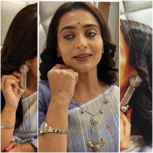 Archana Ananth Instagram - ❣️❣️ Jewellery has the power to be that one lil thing, that makes you feel UNIQUE❣️❣️
.
.
.
.
.
PC: @vicky_hairstylist_official 
Edited by: @y_o_g_e_s_h_r_g_o_w_d_a 
Jewellery: @sheetalzaveribyvithaldas 
#thankyoubrother #shoot #hyderabad #bangalore #makeup #lights #camera #action #actorslife #loveyourself #love #happiness #jewellery #tanishq #lalithajewellerymart #positivevibes #positivity #starmaa #starsuvarna #muddulakshmi #karthikadeepam