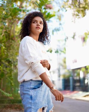 Archana Kumar Instagram - 🤍✨
.
.
.
📸: @night__mare_75