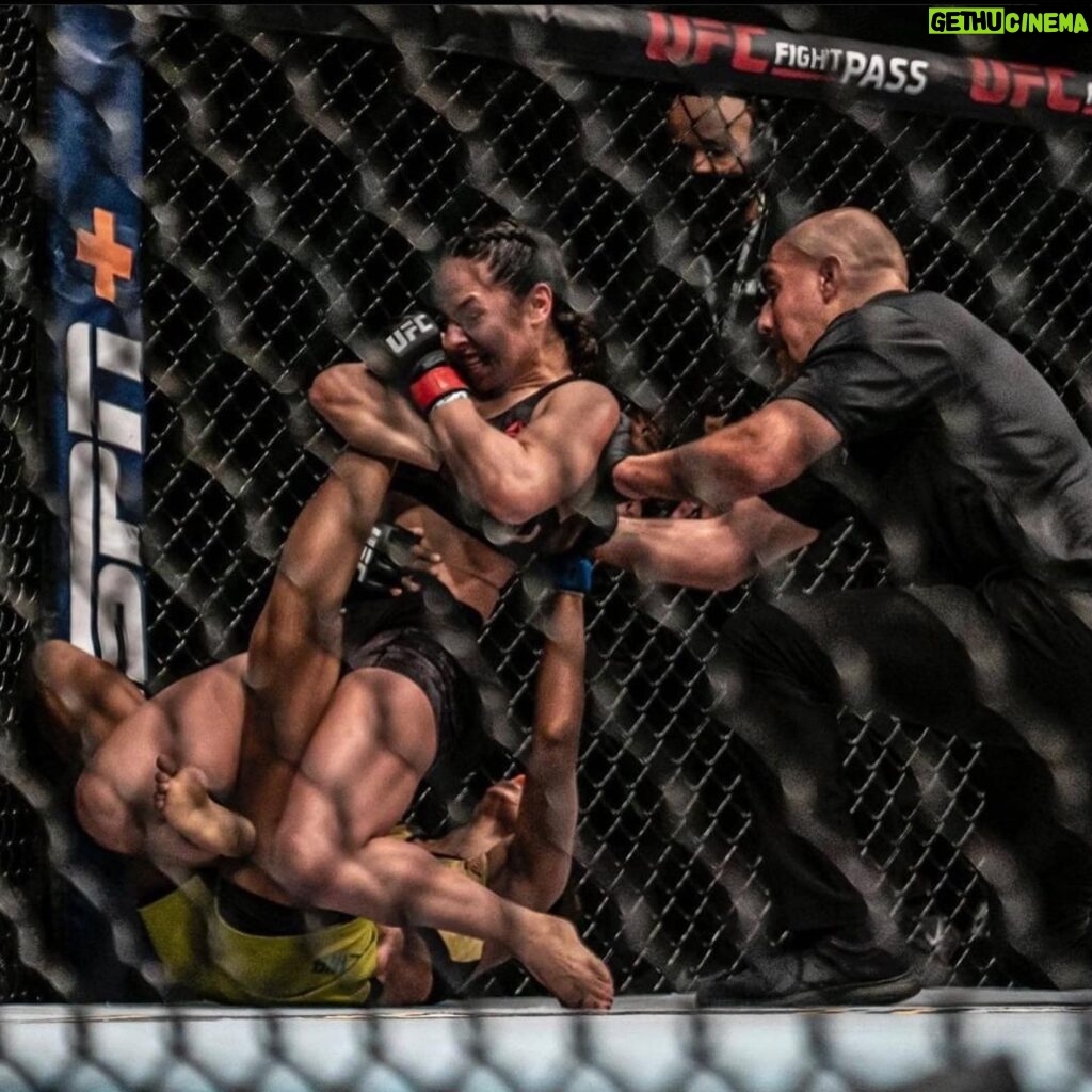 Ariane Lipski Instagram - Mission Accomplished 🏆🇧🇷🇵🇱 Missão cumprida 👊🏼 . . . . . #UfcFightIsland2 ##YasIsland @visitabudhabi @rasthaioficial