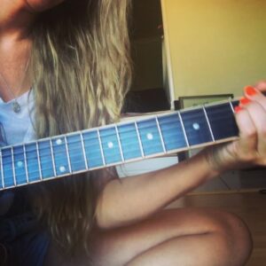 Arianna Powell Instagram - goodbye yellow brick road @eltonjohn ............. @gibsonguitar @suhrcustom @keeleyelectronics @earthquakerdev @strymonengineering @pickup____ @pickupjazz #goodbyeyellowbrickroad #eltonjohn #theblues #ah #themchangestho #keeleyelectronics #earthquakerdevices #strymon #gibson #suhr @moody_leather #moodyguitarstraps