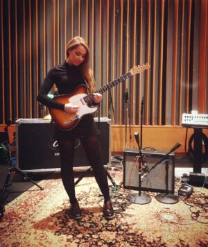 Arianna Powell Instagram - A happy pic from @capitolstudios .. recording in studio A! ... @fendercustomshop @earthquakerdev @keeleyelectronics @strymonengineering @tcelectronic @moody_leather #earthquakerdevices #keeleyelectronics #fender #strymonengineering #strymon #moodyleather #hollywood