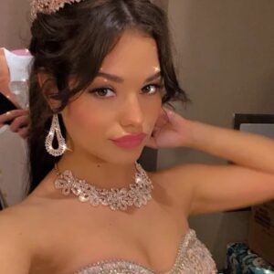 Ariel Yasmine Instagram - Thanks to @hallmarkchannel I got the quinceañera of my dreams 💫