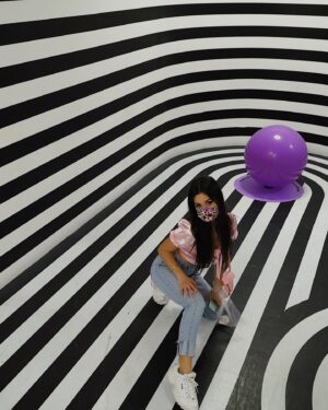 Ariel Yasmine Instagram - I went to @colorfactoryco and my homework is due today.... priorities. Imma still get my A  tho ttyl ❤️🧡💛💚💙💜