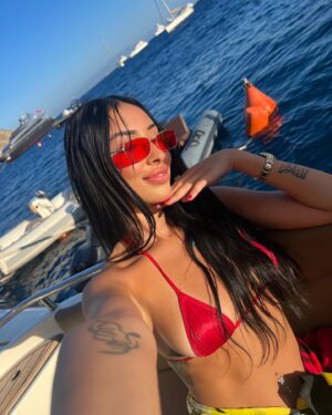 Arielle Salvaje Instagram - ⚖️🤍