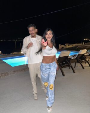 Arielle Salvaje Instagram - ⚖️🤍