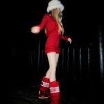 Arielle Raycene Instagram - Santa’s helper in moon boots