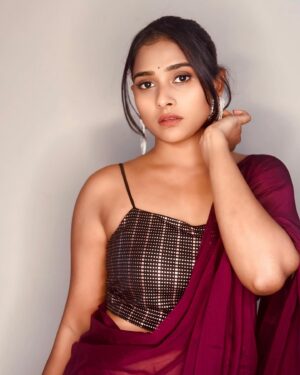 Arohi Rao Instagram - Athishayame🍷