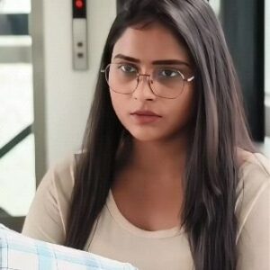 Arohi Rao Instagram - Bane debbi podusthunnav aadapilla laga...

Vc: @bhupathiindia

#geethagovindam #devarakonda #vijaydevarakonda #thedevarakonda #rashmikamandanna #love #cute #reels #instagram #trending #viral #arohirao #actormahadhev #mahadhev