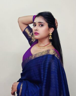 Arohi Rao Instagram - 💜

Outfit : @vaamika_fashions 
Mua : @yashika_makeover_21