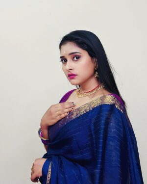 Arohi Rao Instagram - 💜

Outfit : @vaamika_fashions 
Mua : @yashika_makeover_21
