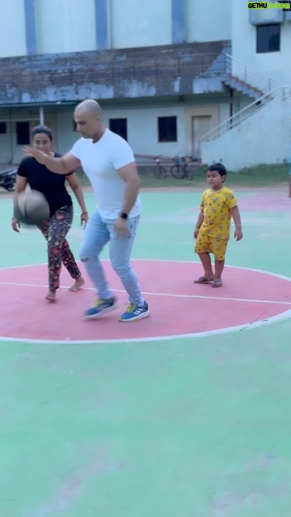 Arpita Kar Instagram - 🏀 ♥️