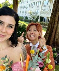 Actress Arryn Zech HD Photos and Wallpapers August 2023