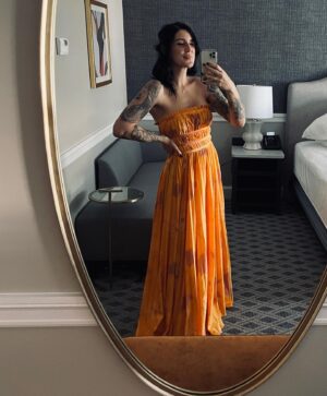 Arryn Zech Instagram - Love Magic Weekend

Was a bridesmaid for one of my most favorite persons wedding.

I cannot begin to tell you how beautiful the day was. Tanya did an INCREDIBLE job putting together such a magical day, everything perfect and pretty down to the last detail. Thank you, Abby, for having me be there with y’all on your special day and also giving me an excuse to show off this tropical fanciful dress I’d have never worn otherwise 🧡 And even though she took my bouquet to use in the flower toss, I caught it, so… I win. 

Here’s to your love and to many more years of bringing home critters and bugs💛🦆🦩🩷