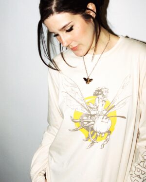 Arryn Zech Instagram - Ok, but this shoot was hella cute tho… 🐝🐝🐝

Bee merch restock! @theroosterteethstore
