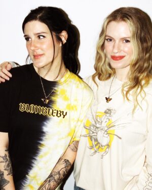 Arryn Zech Instagram - Ok, but this shoot was hella cute tho… 🐝🐝🐝

Bee merch restock! @theroosterteethstore
