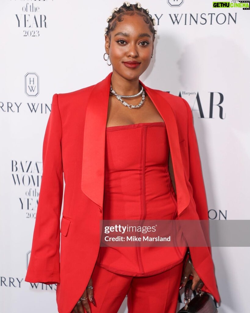 Arsema Thomas Instagram - New Level Unlocked. Thank you @bazaaruk for the invite and for @janellemonae for practicing what you preach and seeing me. Hip hip hooray to Musician of the Year and to all the winners! An amazing team came together for this look, @bbpro_zarafindlay on face, @luciajosephine_ on hair (inspired by @trevor_stuurman and @dioufsarah ), @4nj0la on styling this amazing @orangecultureng look! Stunner photos by @rachellouisebrownstudio and set design by @lyndonogbourne