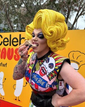 Art Simone Instagram - CELEBRITY SAUSAGE for @melbfoodandwine festival 🖤 

In one of the campest moments of my career, I had the pleasure of popping by @fed.square yesterday to sample my namesake sausage! The Art Simone is still available today amongst all the creative creations by my fellow celebs, head on down grab a snag 😍