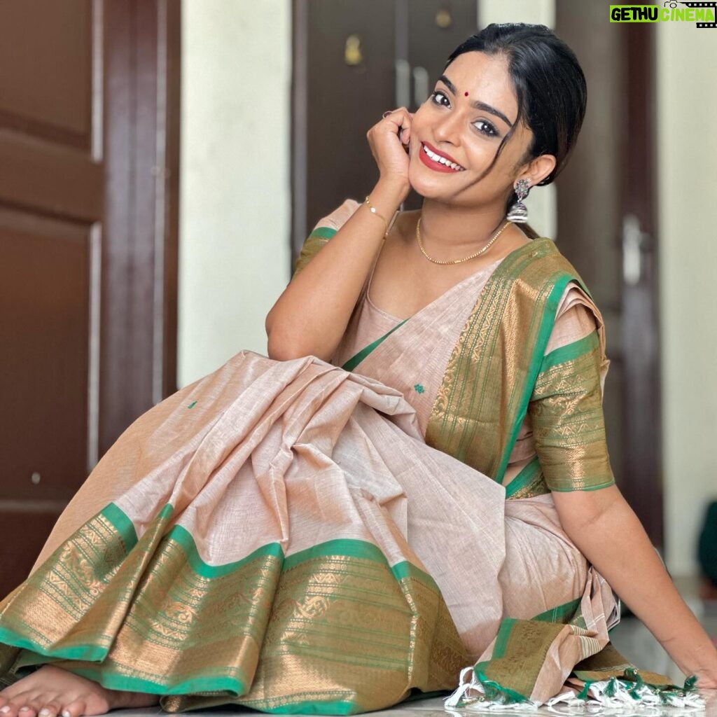 Arunima Sudhakar Instagram - Saree from @shansika1