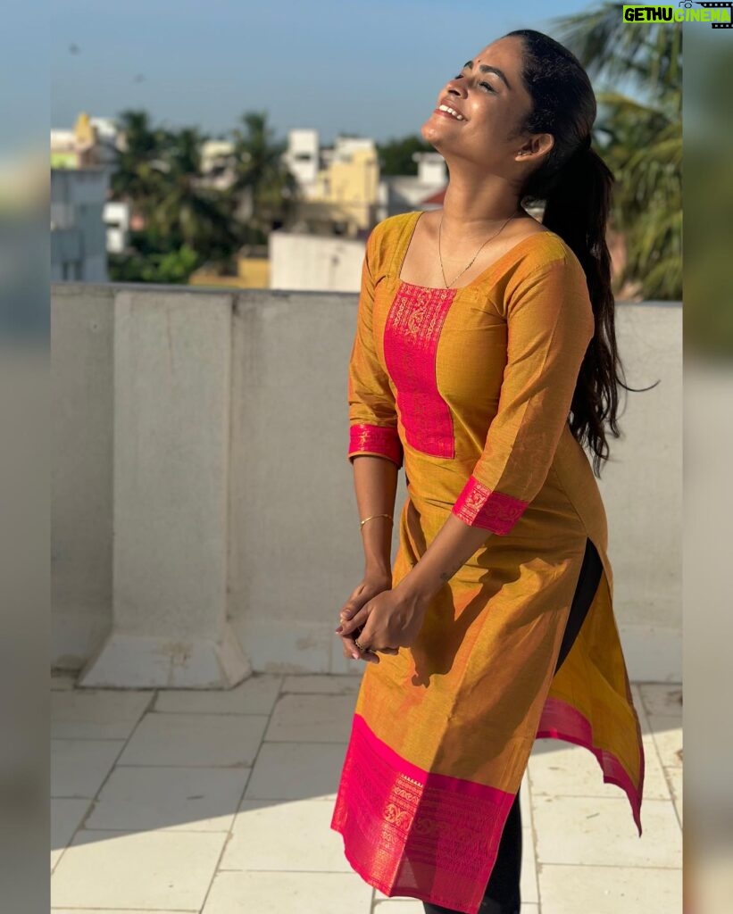 Arunima Sudhakar Instagram - Happy 🦋 Outfit @shansika1
