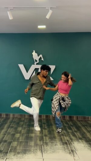 Arunima Sudhakar Instagram - Yammadi aathadi 🫶💯 
#trending #trendingreels #instagram #instadaily #instagood  #reels #reelsinstagram #varadhamaster 🫶