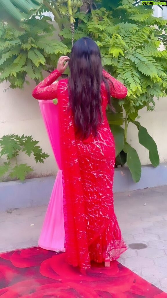 Arunima Sudhakar Instagram - Beautiful saree from @mokshe_rental_destination