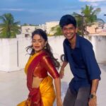 Arunima Sudhakar Instagram – Kattina unna mattum ilana sanniyasam ..! 

Saree from @mouval_house_of_sarees 
Dancing w @samthedj_official