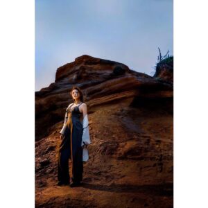 Asami Tano Instagram - ☀️📸💄🖤🤍
表紙が解禁になりました。
あえての白黒。皆さんがそれぞれ想う、感じる表情に表紙はしたくって、どうですか？😊中ページもお楽しみに

『Record』　
TANO ASAMI / 20th ANNIVERSARY BOOK

Photographer  SASU TEI 、JUN MARUOKA、MARINA INOUE
Stylist Go Momose
Hair &Makeup artist  Mikiko Suzuki、Mayo Morishita、Asami Harano

#田野アサミ20th
#田野アサミ#asamitano