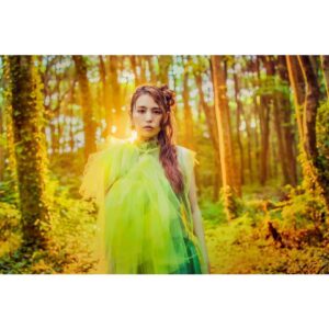 Asami Tano Instagram - ☀️📸💄🖤🤍
表紙が解禁になりました。
あえての白黒。皆さんがそれぞれ想う、感じる表情に表紙はしたくって、どうですか？😊中ページもお楽しみに

『Record』　
TANO ASAMI / 20th ANNIVERSARY BOOK

Photographer  SASU TEI 、JUN MARUOKA、MARINA INOUE
Stylist Go Momose
Hair &Makeup artist  Mikiko Suzuki、Mayo Morishita、Asami Harano

#田野アサミ20th
#田野アサミ#asamitano