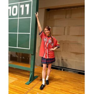 Asami Tano Instagram - ❄️⛄️💙🤍
どーーーーん！！
〝LoveLive! Series Presents ユニット甲子園 2024組み合わせ抽選会⚾️🎺〟
函館聖泉女子高等学院 可愛いユニフォーム❤️
会場で皆着てくれてるか探しちゃお！😏
個人的に藤井康生アナウンサーの実況に痺れました。
藤井さんが一声はっするだけで本気だった。（つたわれ！）
素敵なお方😇私の絡みにも神対応ありがとうございました。笑

皆さんお久しぶりです。
兎に角♡SaintSnowどうぞどうぞ応援して下さい📣
皆の推しのユニットもどうぞどうぞ応援して下さい📣
かっとばせーーーーーー！！！⚾️我ら！！

3月9日Day1. 10日Day2.
🏟️Kアリーナ でお会いしましょう
#lovelive#lovelivesunshine #saintsnow#鹿角聖良#田野アサミ#asamitano