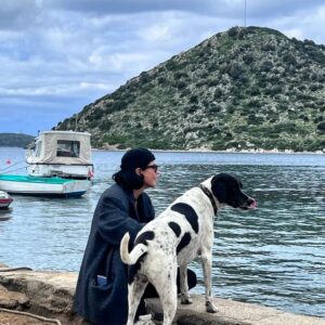 Asena Tuğal Instagram - İnsan yaşadığı yere benzer... O yerin suyuna, o yerin toprağına benzer...