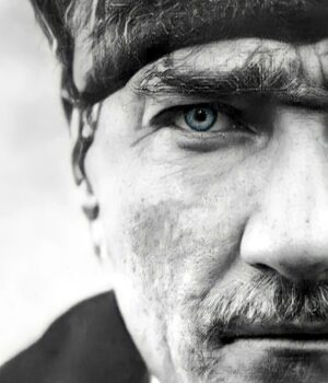 Asena Tuğal Instagram - 🇹🇷 Büyük Önder Mustafa Kemal Atatürk ve silah arkadaşlarının, bir milletin kaderini değiştirdiği Büyük Taarruz'un 100 yılı kutlu olsun.