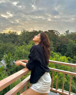 Asheema Vardaan Instagram - I must say, What a view 😍😍

#naturephotography #nature #photography #naturelovers #photooftheday #landscape #travel #travelphotography #instagood #love #photo #picoftheday #ig #instagram #landscapephotography #beautiful #photographer #sunset #naturelover #birds #wildlifephotography #perfection #flowers #macro #art #sky #bhfyp #mountains #like