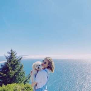 Ashleigh Brewer Instagram - Somewhere very high up with Pinkle