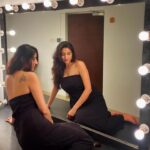 Ashlesha Savant Instagram - ‘’Man is the vainest of all creatures that have their being upon earth.” #mirrormirror #vanity #actorslife